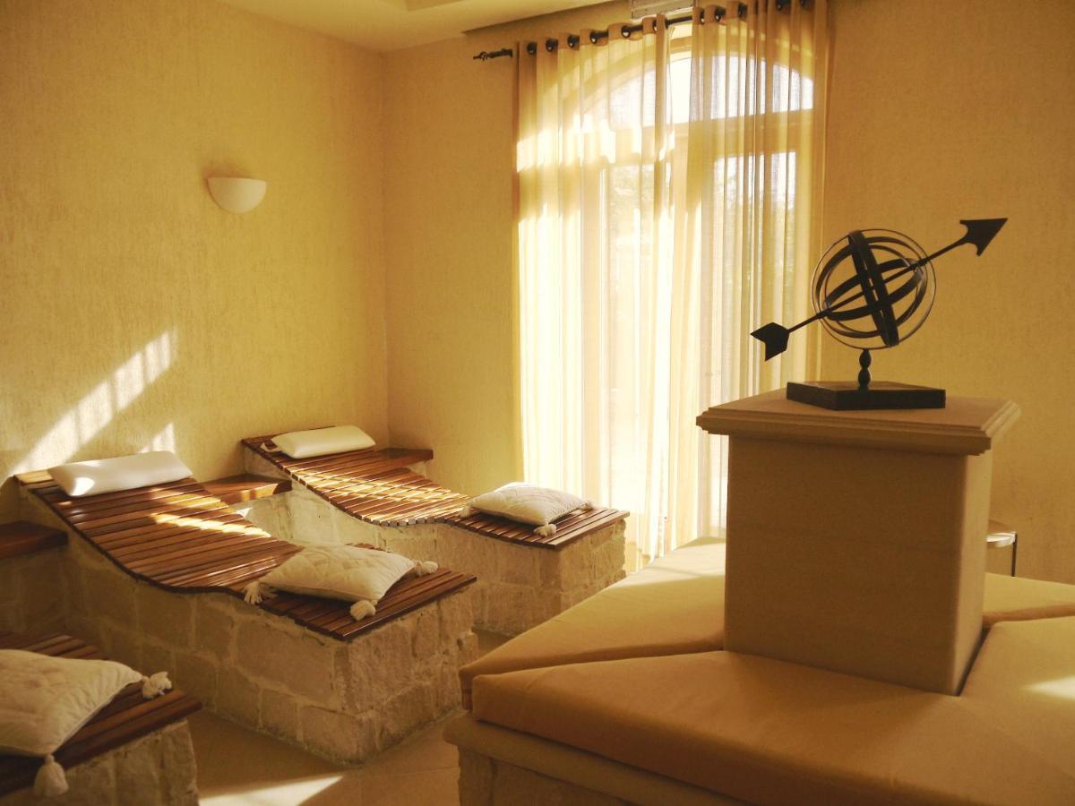 2 Bedroom Apartment Avdimou With Stunning Sea Views, Aphrodite Hills Resort Kouklia Bagian luar foto
